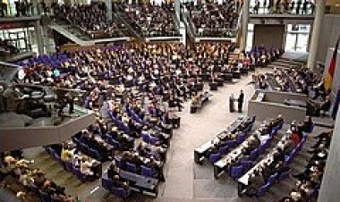 POLÍTICA: AMOR E SONHO