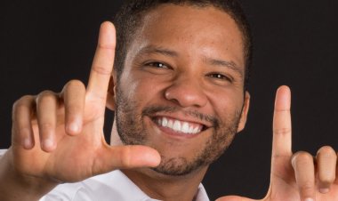 O mito de uma democracia que não vê cores