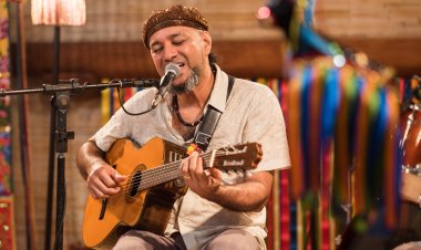 Violão como uma Corruptela de Coreiro