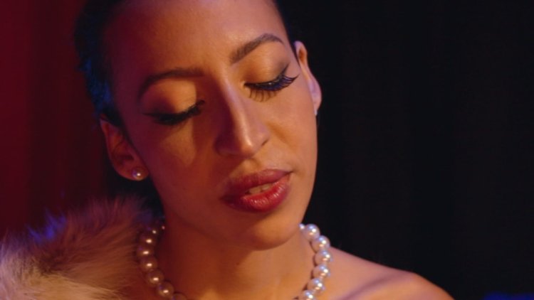 Helô Tenório - cantora, compositora, pianista e educadora musical