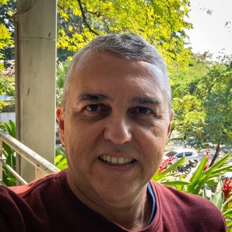 André Ramos: Atividade Física para a Terceira Idade